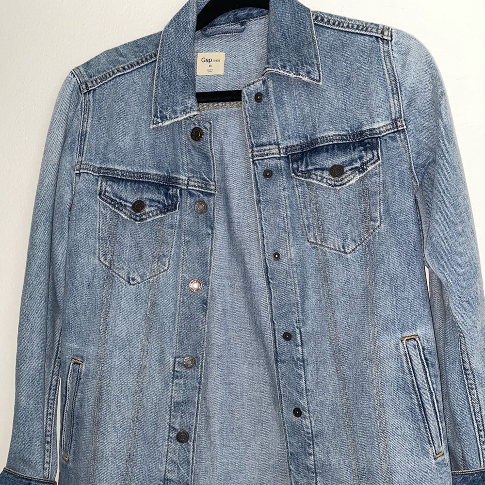 Gap Denim Button Down / Jean Jacket - image 1